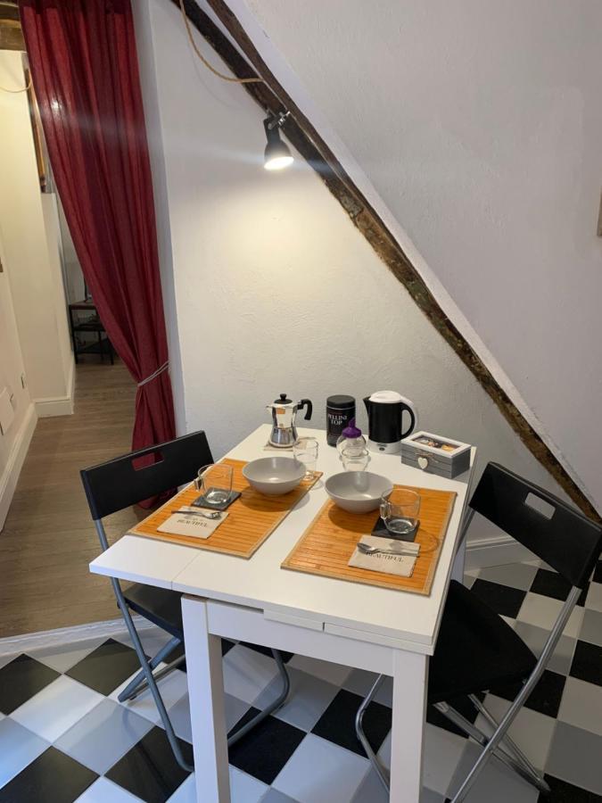 Casa Cimella, Un Nido Nel Cuore Del Porto Antico Cod Citra 010025-Lt-2629 Genua Buitenkant foto